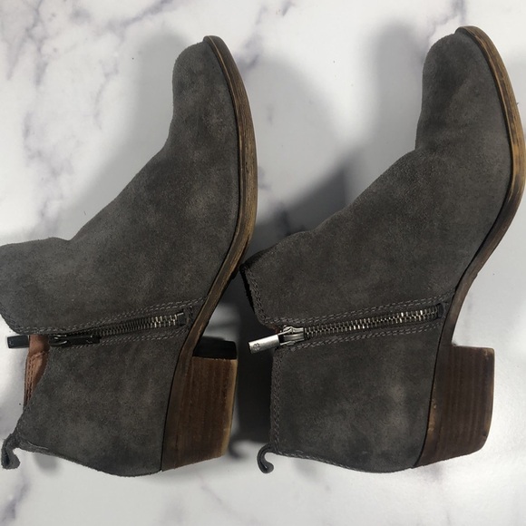 Lucky - Picture 5 of 13